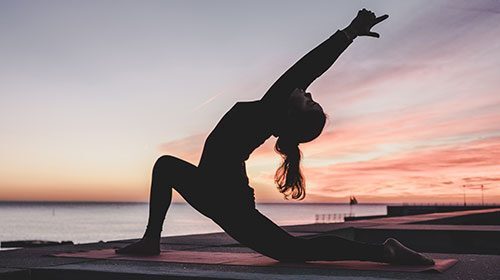 yoga-teacher-3-500x280-1 yoga-teacher-3-500x280-1